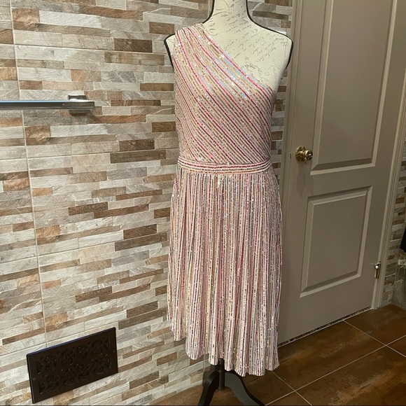 Laundry By Shelli Segal Pink and Gold Asymmetrical Dress - Picture 4 of 16